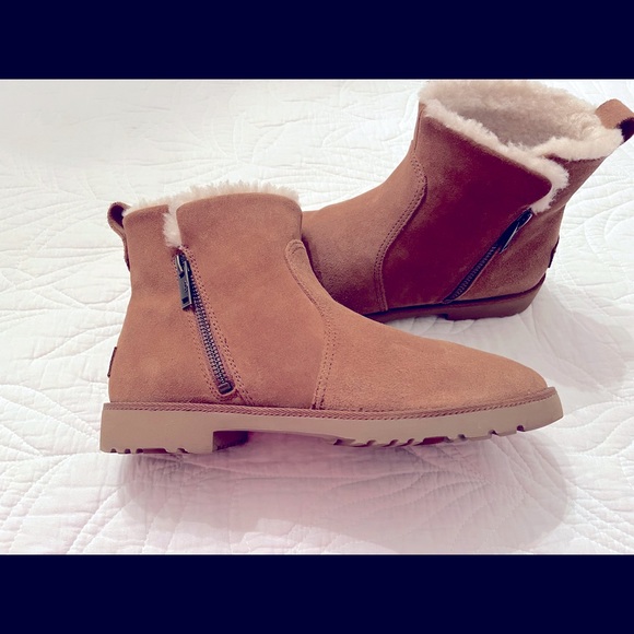 Ugg Romely Zip - Picture 6 of 8